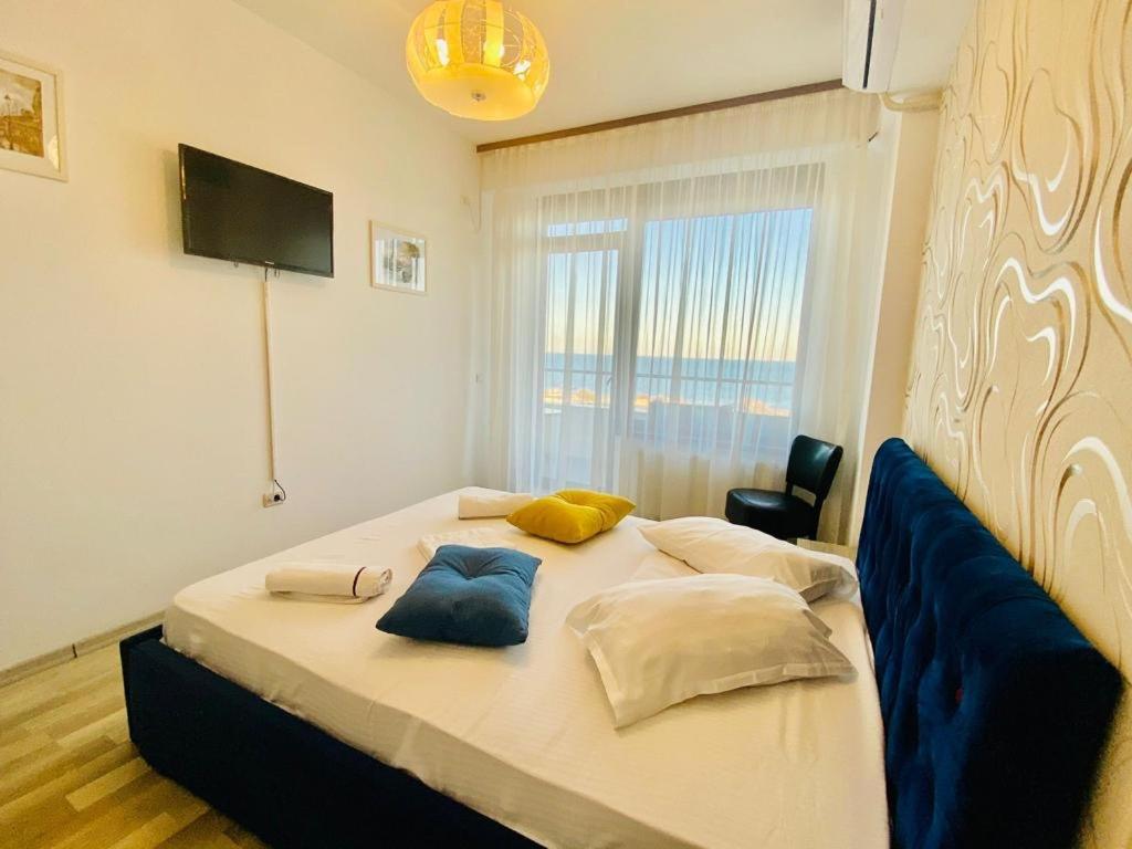 Apartament Crazy Summerland Mamaia Habitación foto